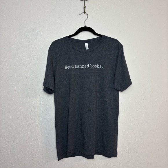 Bella Canvas Tops - Gray Graphic T-Shirt - Read Banned Books Size Large